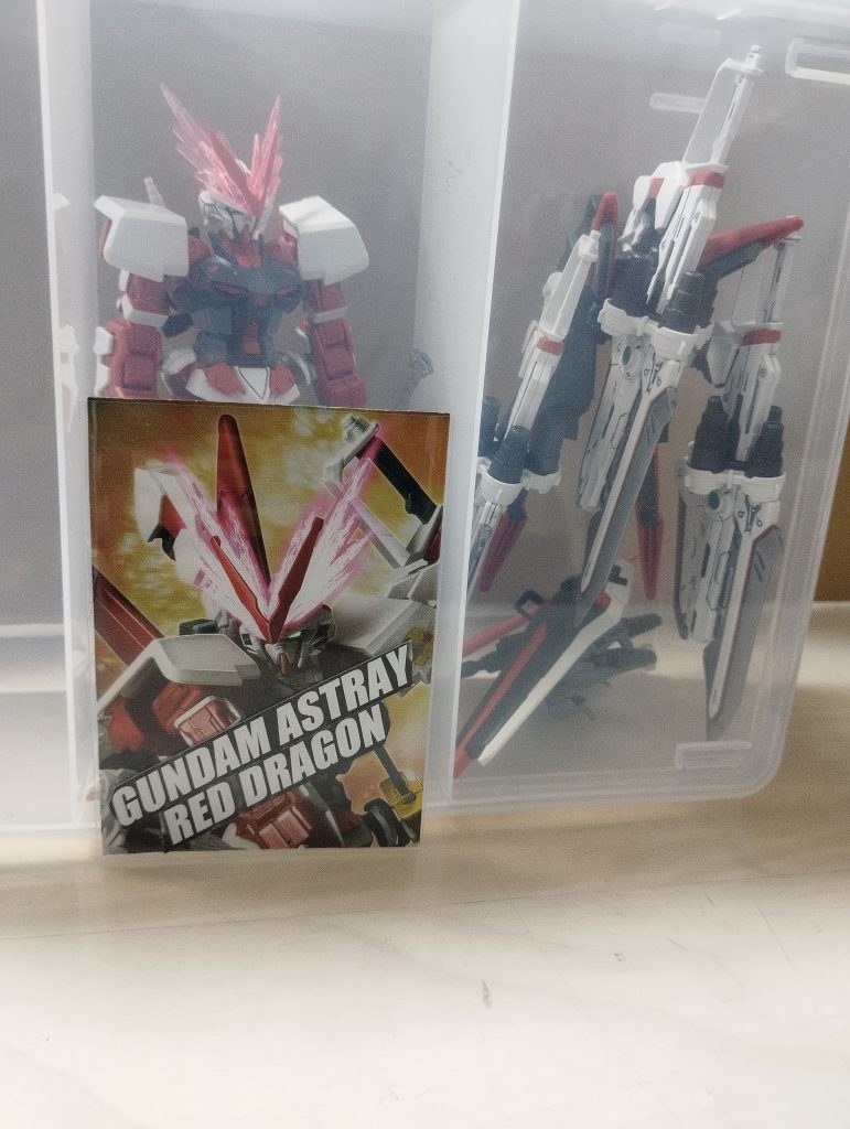 最近箱をただ捨てるのももったいないので、Youtubeで見かけた『 カード』にしてます。