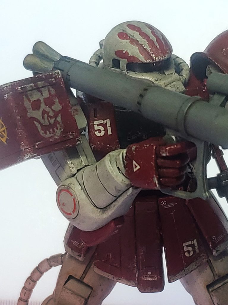 余ったパーツでHGUCザクⅡを完成させる