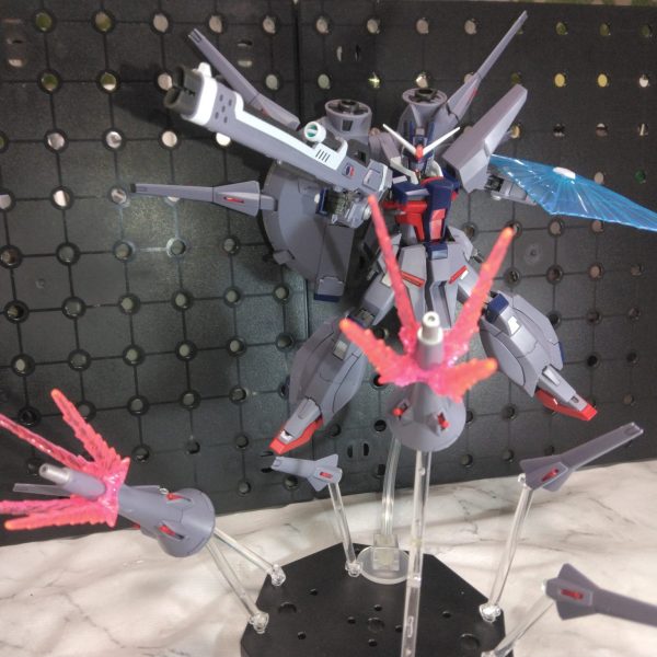 HG　レジェンドガンダム