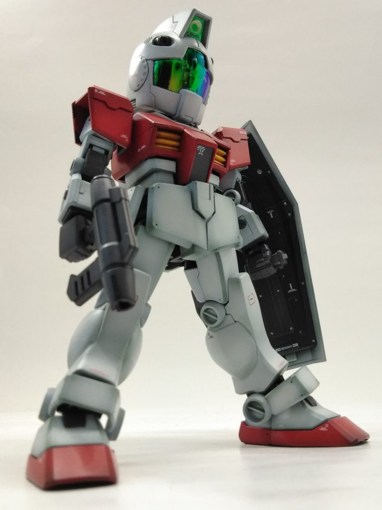 切断した継ぎ目を完全に綺麗にしてから塗装したのに　完成後しばらくしたら継ぎ目が出てきてしまった　溶きパテが原因かも。&nbsp;