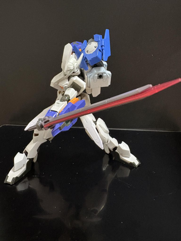 • 「未完成の理由」• 実は「GNドライヴを制御するためのOS」がまだ書き上がっておらず、現在はパイロットの反射神経だけで無理やり動かしている。