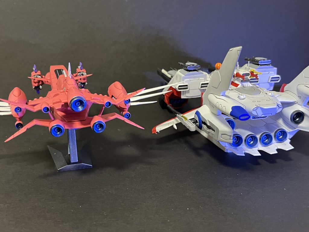 これも前回同様ブラックライトで青く発光させるように。ちょっとは発進する時のイメージに見え、、るはず。&nbsp;クサナギはもうキット化されないよね〜。