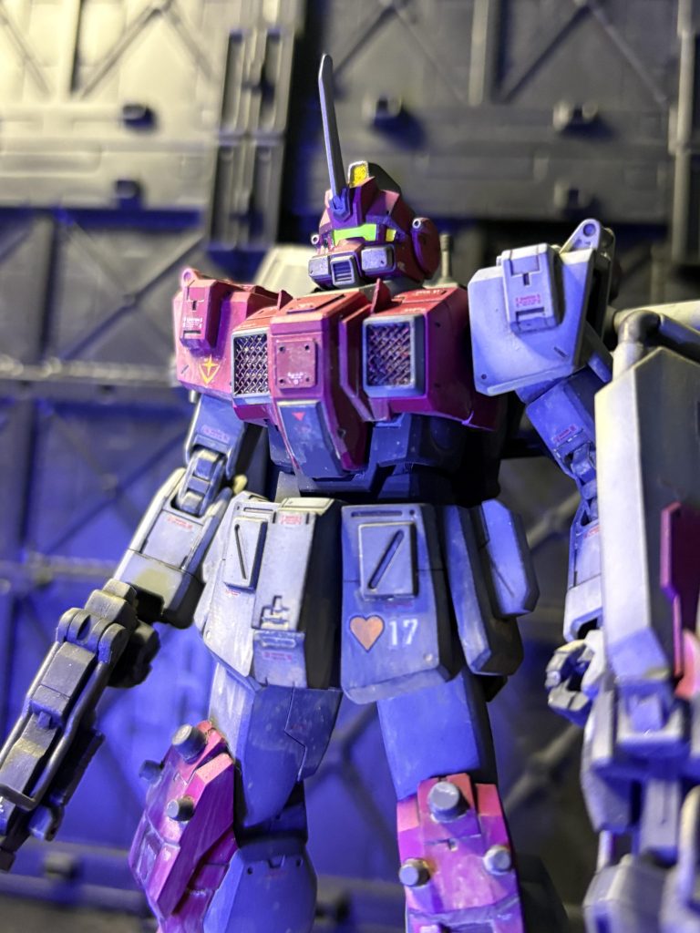 ブルーライトでビコーンとしてみた😊