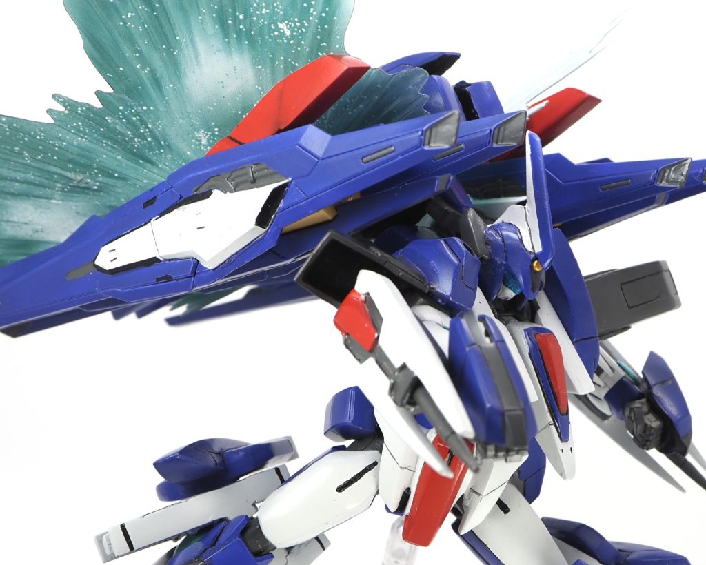 サーベラス・イグナイトは羽のようなエフェクトを放ちながら格闘をやってた印象です。0ガンダムのエフェクトを拝借して再現してみました。