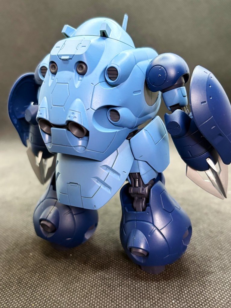 バックショットです。このずんぐりむっくり感がええんや