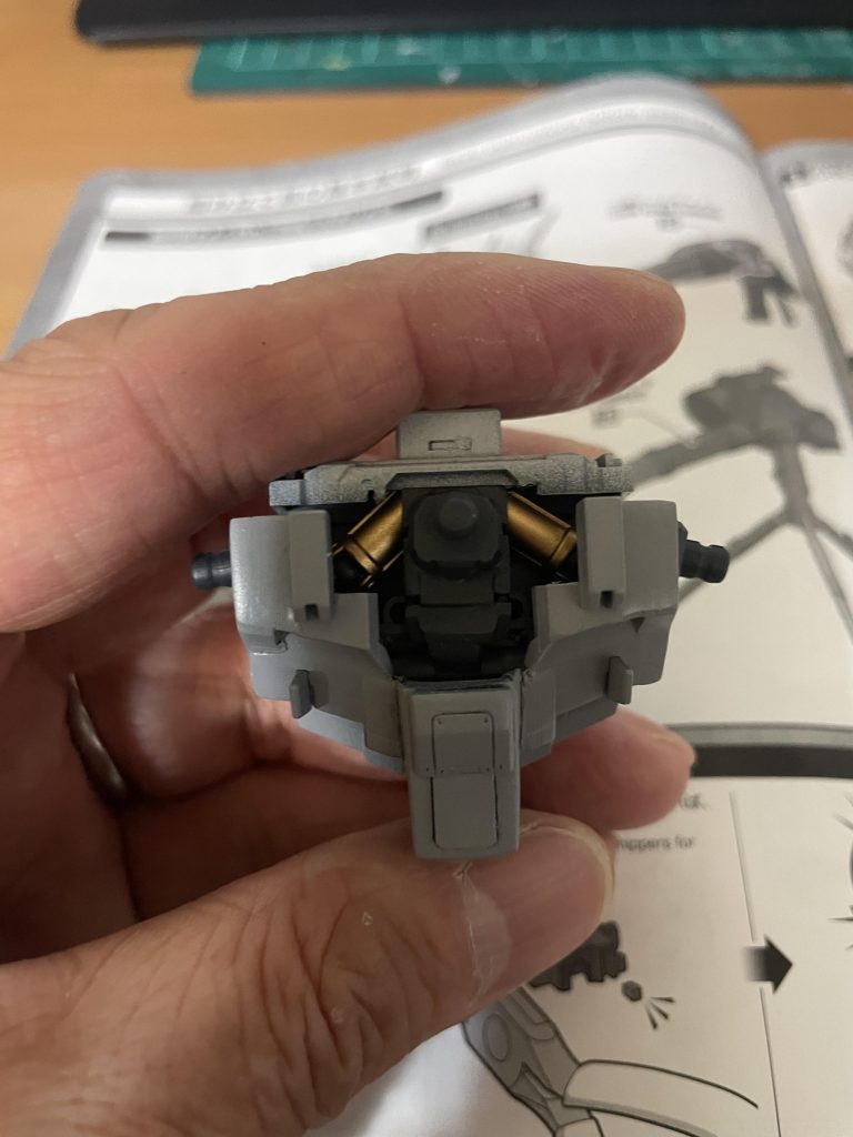 見えなくなって切ないところ。頭の後ろの隙間からチラ見えするはずだったのに、ほぼ見えません。