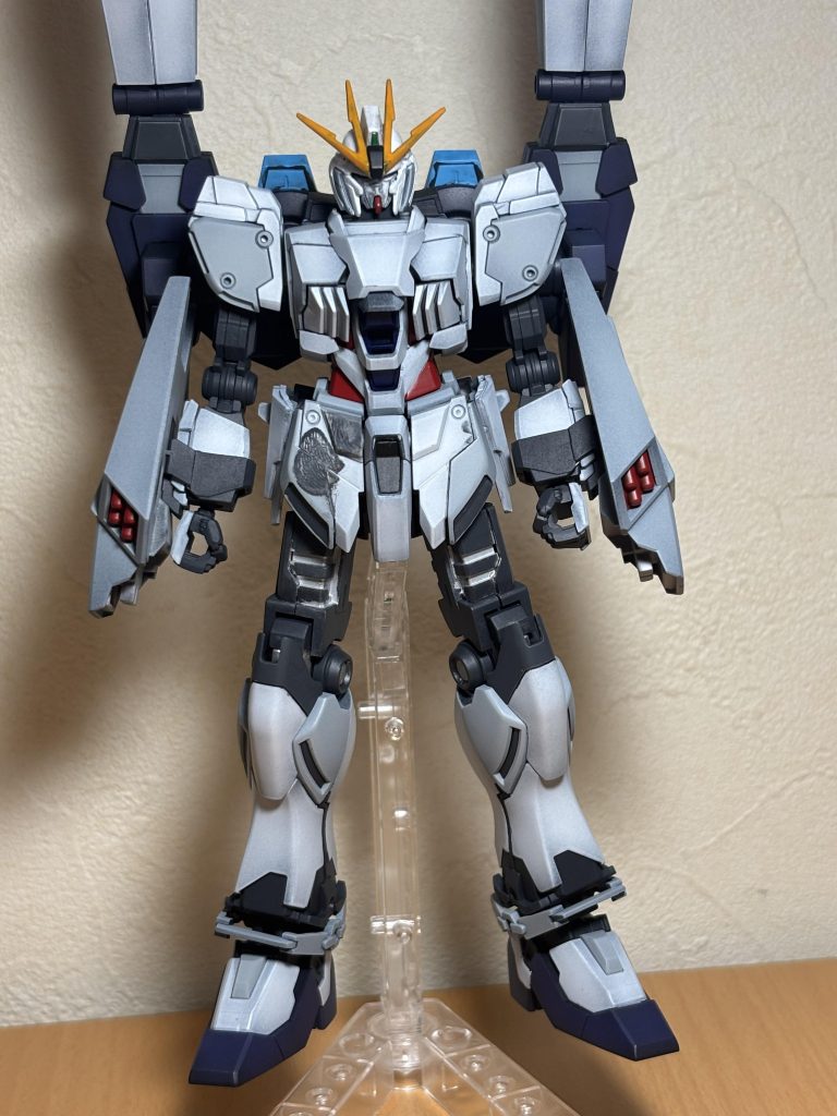 リアルっぽくしたくてデカールなしにしたんですが、流石にちょっと寂しいですね。