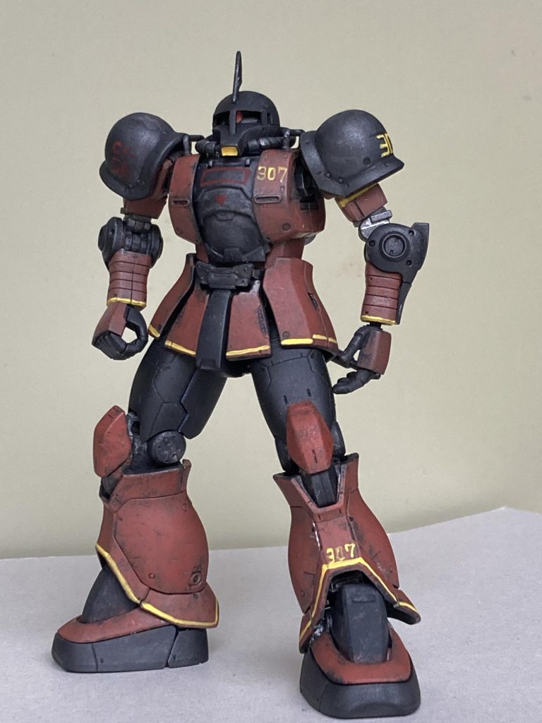 ギャビー　ハザードはヒットアンドアウェイ戦法の方ですから、手甲のスパイクはオミットです。(まさに、手抜きですわ^ ^)