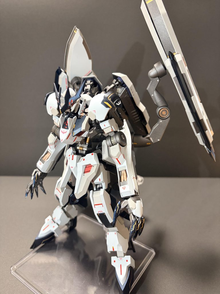 正面像まとまりがあってこちらも気に入ってます。