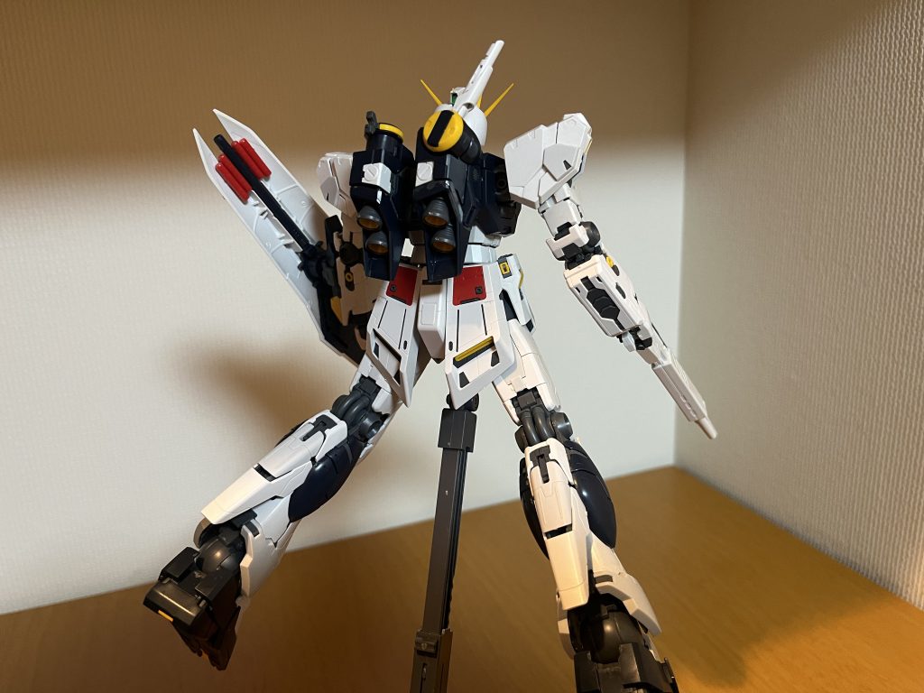 MG νガンダム Ver.ka–2枚目/制作者：刺身オレンジ