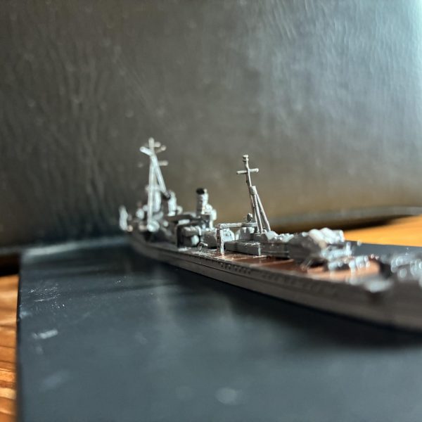 アオシマ1/700初霜完成