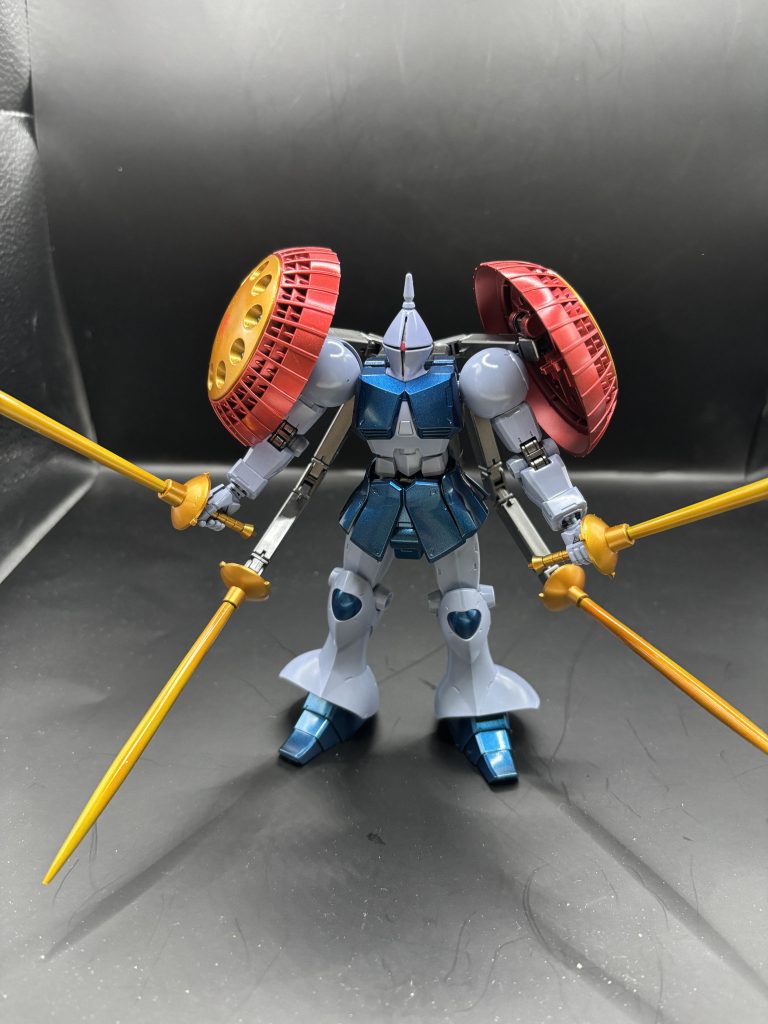 塗装レシピ下地→サーフェイサーEVOブラック薄いパープル？→若葉女子校・薄紫ブルー→GXメタリックダークブルー→クリアブルー盾→プライマリーメタリックレッド・スターブライトゴールドトップコート→EXクリア盾→スターブライトゴールド・プライマリーメタリックレッドサーベル柄→スターブライトゴールドサーベル→蛍光イエロー・クリアイエロートップコート→EXクリア