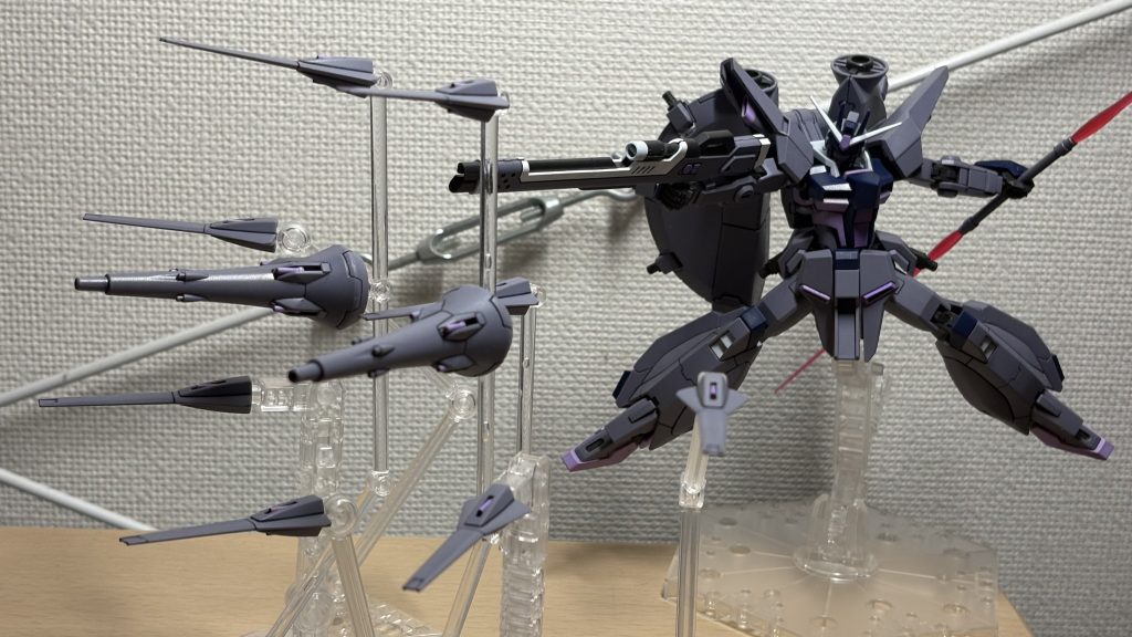 ということで終わりです。レジェンド。C.E.最強格の4機の中で、1番思い入れが無いから、「まあ作るか」で最初に作りがちなのは私です、、実際、マイフリ、隠者弍式、運命ゼウス、全部詰んでるのに、またレジェンドから作ってしまったw &nbsp;そして、作ってから「神キットやん」までがセット！さあ、流石に重い腰を上げて、相方の運命をそろそろ…それじゃあ。。