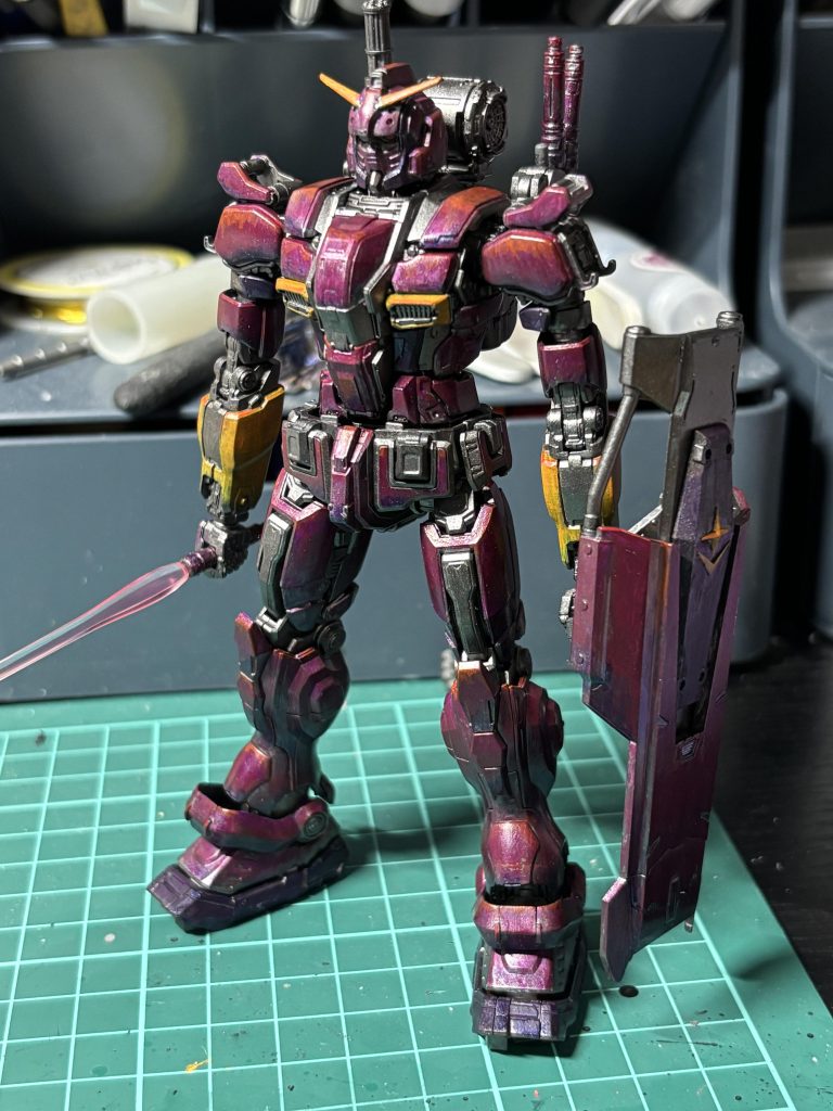 最後にグラデーション加えて完成。