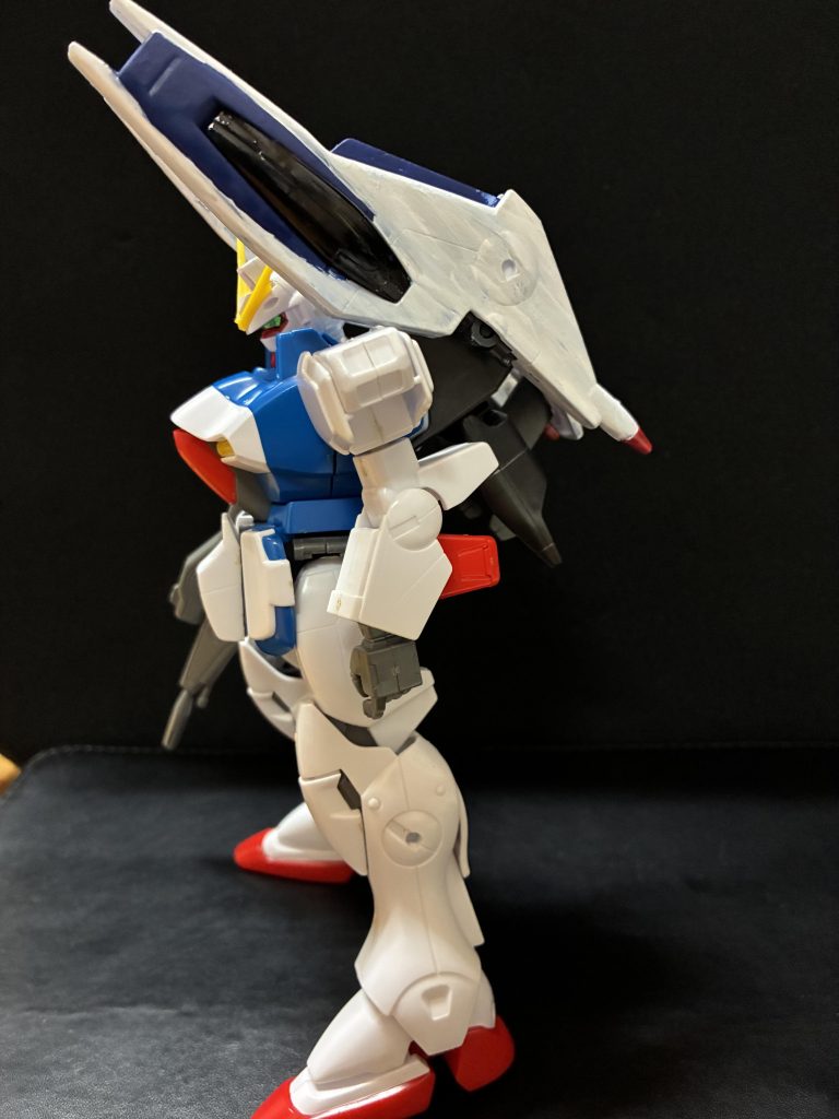 こうやってみると塗装のムラがひどいですね….