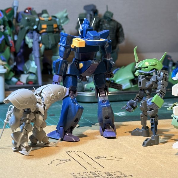 ザクIIIのツノを削り込んでたら折れた（直した）アーティファクト量産型キュベレイは期待外れだった、が！ブラッカリィは、イイ！今プレバンで再販かかっているのでオススメです！（2枚目）