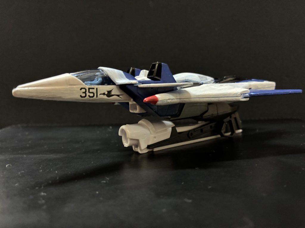 機体番号はF1戦闘機、鳥？は一式戦闘機のデカールの余りです、