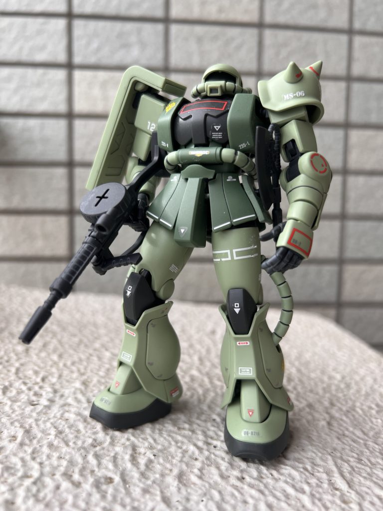 やーーーーーーーーっと買えたザクⅡ