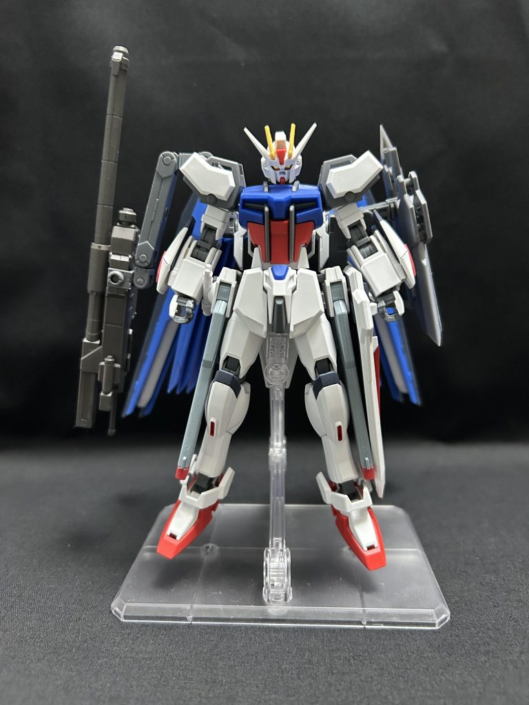 基本装備はビームライフル対ビームシールドビームサーベル×1