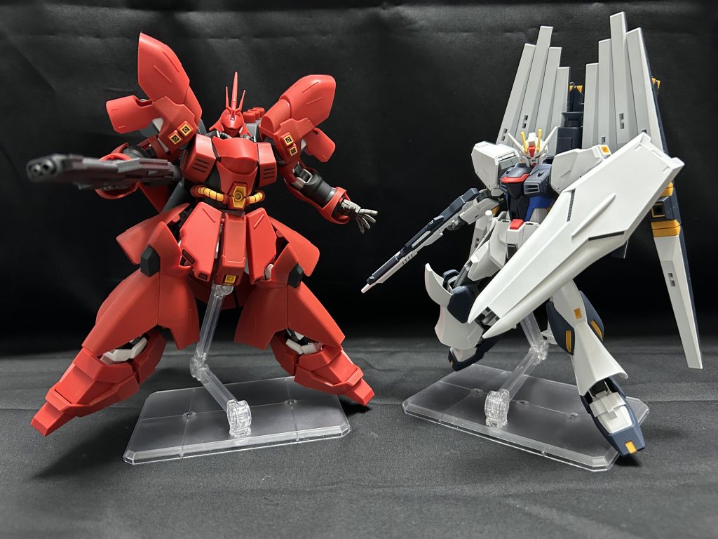 これが昔からやりたかった・・・ 昔は発想力も技術力もなかったので想像しかできなかったのですがこの並びが作れて凄く嬉しくなりました 2体ともストライクで本物はいないんですが