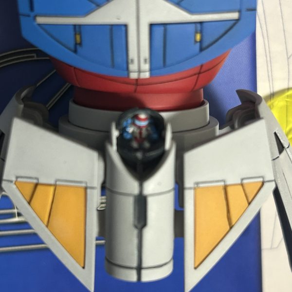 ロランちっちゃすぎ！操縦席と一体成型で塗り難い＼(^o^)／（4枚目）