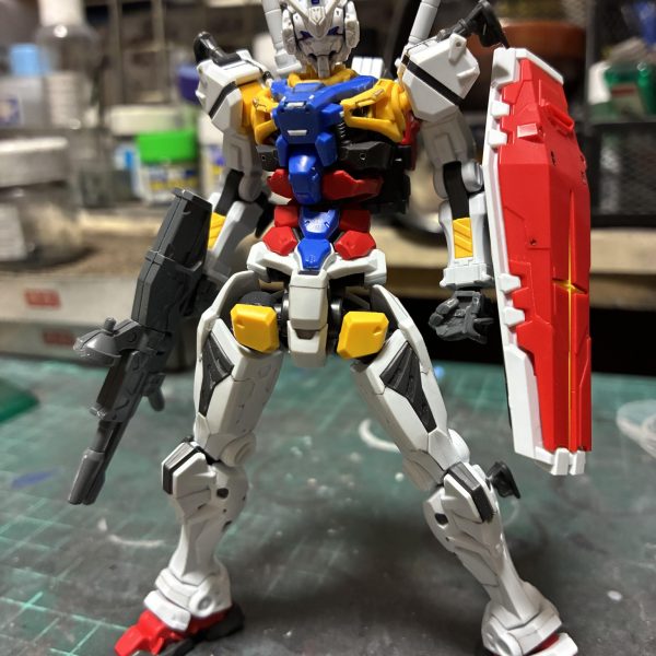 おもに顔の向き顎引くように改造ディテールも追加ガンダムらしくなってきた(*´-`)（3枚目）