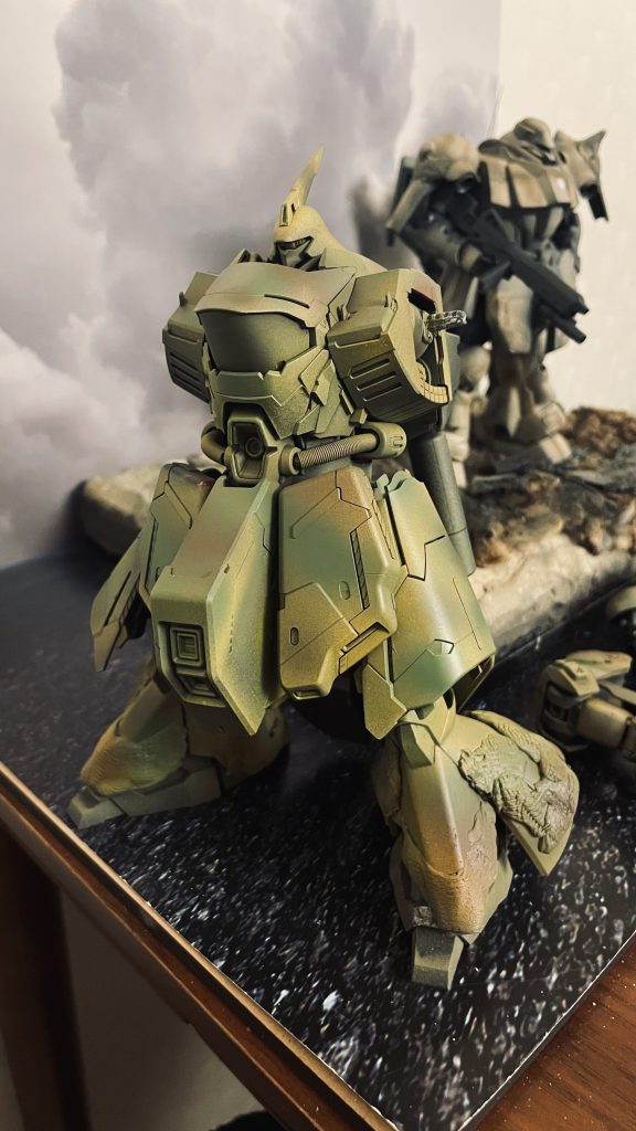 次回作、陸戦型サザビー3度目の改修を予定しています。