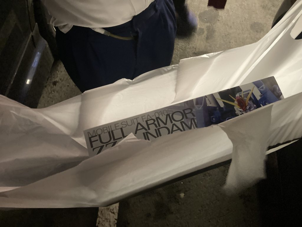 作品名：取引完了！<p>友達にガンプラ渡しました！めっちゃ喜んでた✨️。</p>
