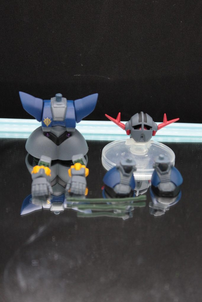 パーツは少なめです