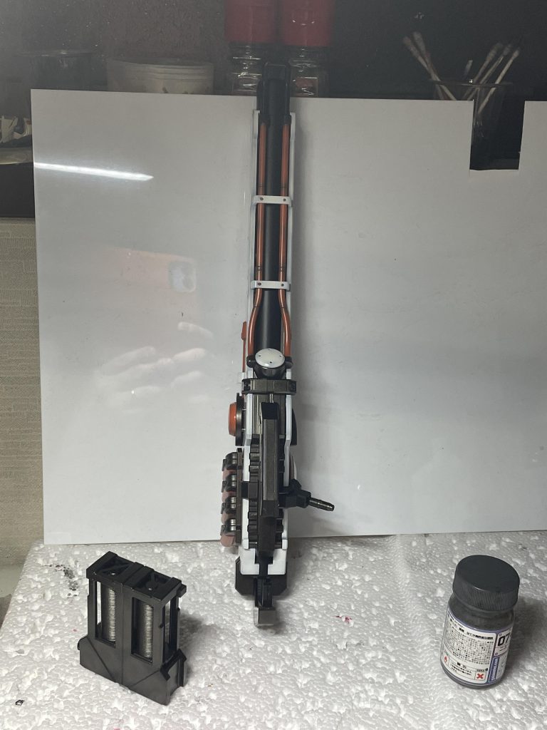 裏側。動力パイプもオレンジにしてみました。ゴツい感じが少し柔らかくなったかなーと思ってます。