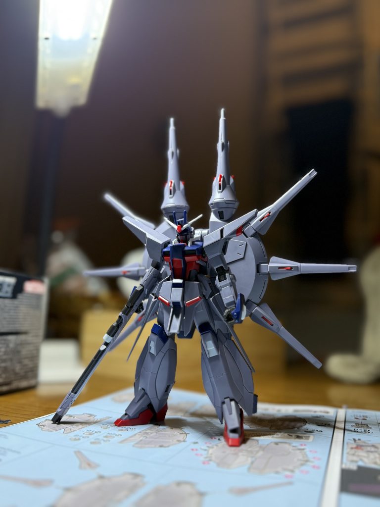 作品名：HGCEレジェンド<p>ZZの前にレジェンドもそういえば組みました！ かっこいい！</p>
