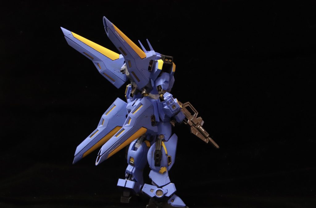 wタイプを２つ使ってレコードブレイカーを彷彿とさせるシルエットを目指しました