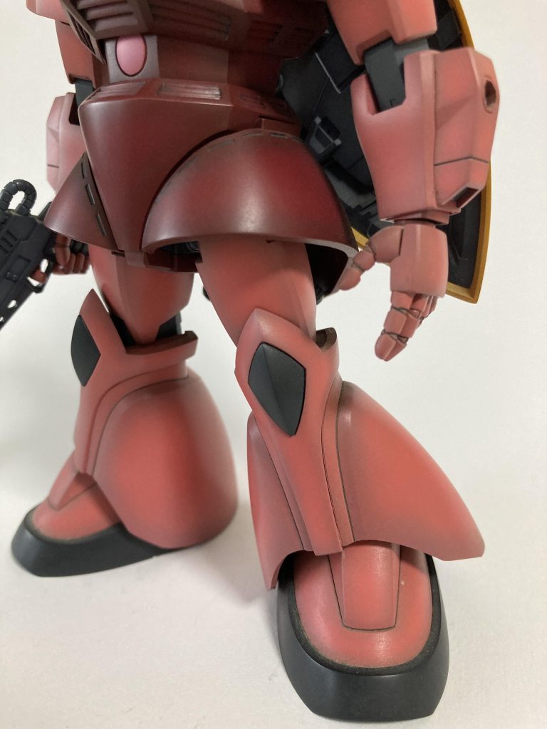 手首カバーを作成左手は指の角度を変えて表情を抑え気味にしました