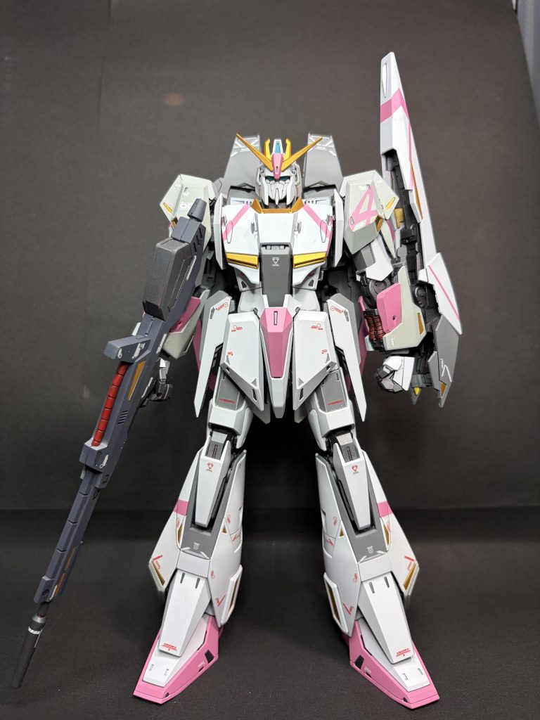 では、全身をフロントから順に。