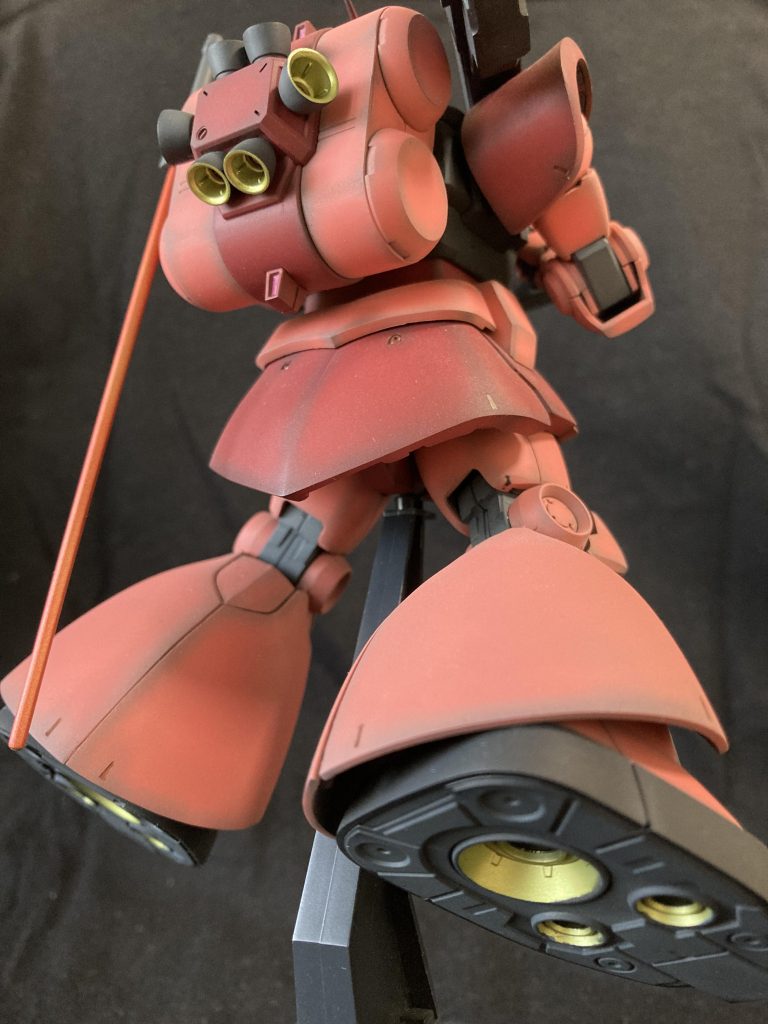 バックパックはタンクも兼ねているようなデザインのため、可動時間の短そうな本機には結構合うかなぁ…なんて感じで取付しましたがいかがでしょうか？