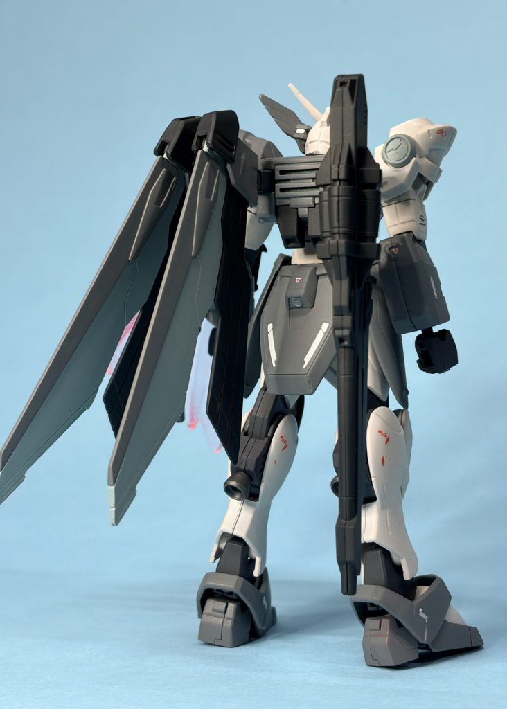 3色の派手なウイングはライトブルーにして色素を落としながらもメリハリつけてみました。