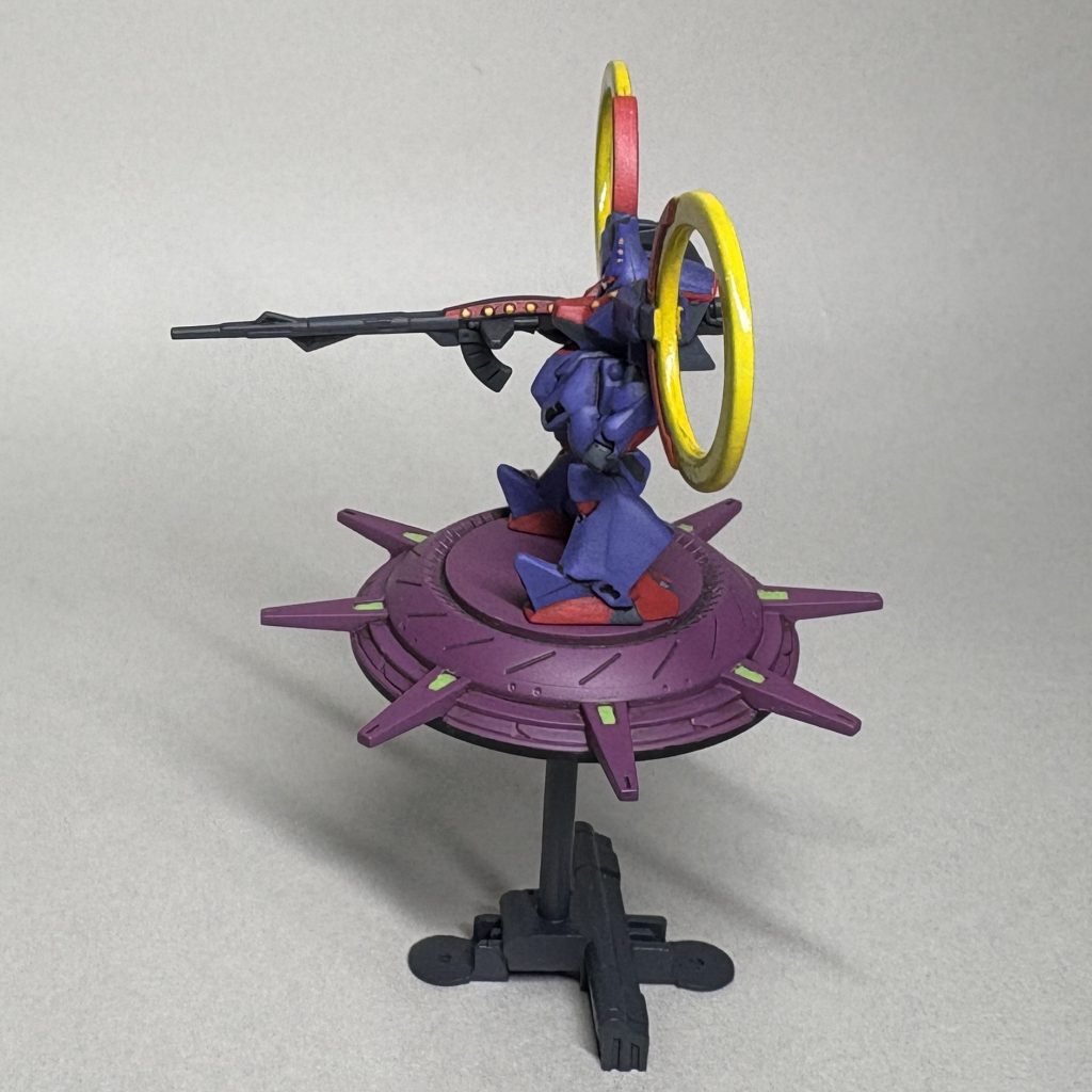 よこシタデルカラーで筆塗り塗装後、ガイアEXセミグロスクリアープレミアムでコートし、タミヤスミ入れ塗料でスミ入れしてから再びガイアEXセミグロスクリアープレミアムでコートしています。