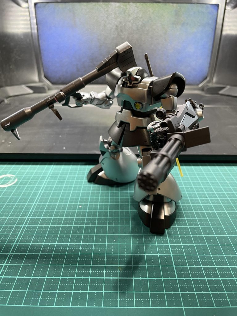 HGドム2号機（銀の弾丸隊）–3枚目/制作者：ハムカイザー