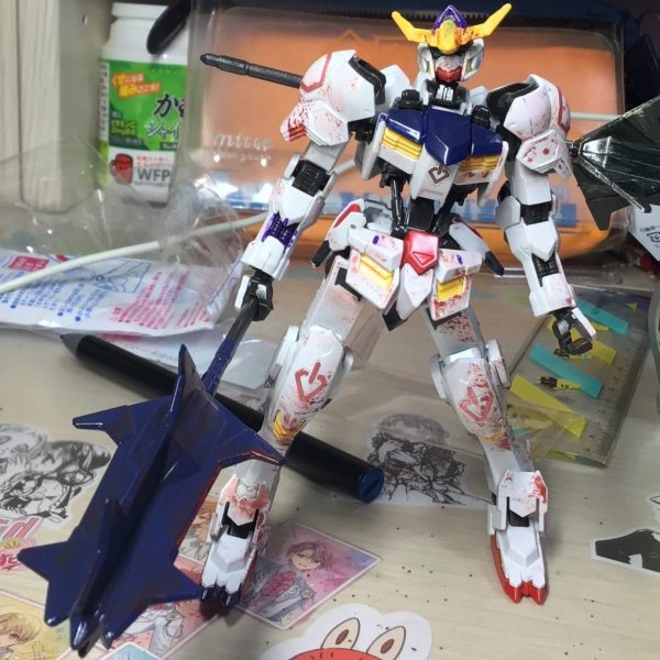 HG バルバトスを筆で部分塗装&光沢塗装をしました！