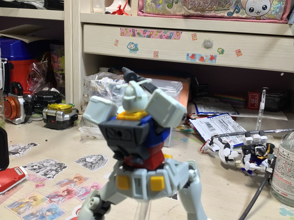 78-2ガンダム後ろから