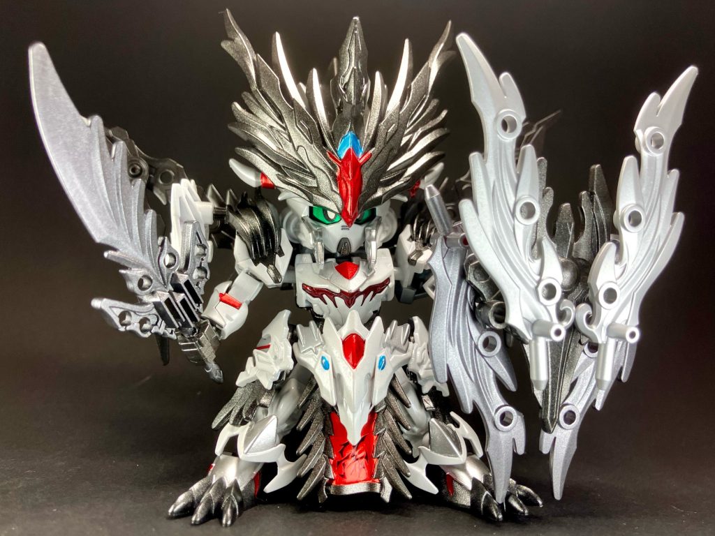 〜〜〜〜〜〜〜〜〜〜〜〜SDWヒーローズ規格で再始動のSD春秋戦国伝、第2弾です。『孫子』の兵法書として有名で、正史『三国志』呉書の冒頭の孫堅伝が「孫堅文台、呉の人。孫武の末裔なり」の二文から始まるよう孫呉の始祖として象徴的な人物である孫武を題材に、SD三国創傑伝の孫家アストレイシリーズ総動員をコンセプトとして作りました。