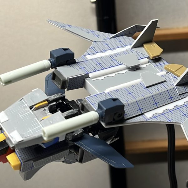 現在バックパックを完成させ、残りは脚部と頭部だけとなりました。(ディテールアップや表面処理を除いて)脚部...かなり制作が難航しています...2月中に終わらせることを目標に頑張っていきます。（2枚目）