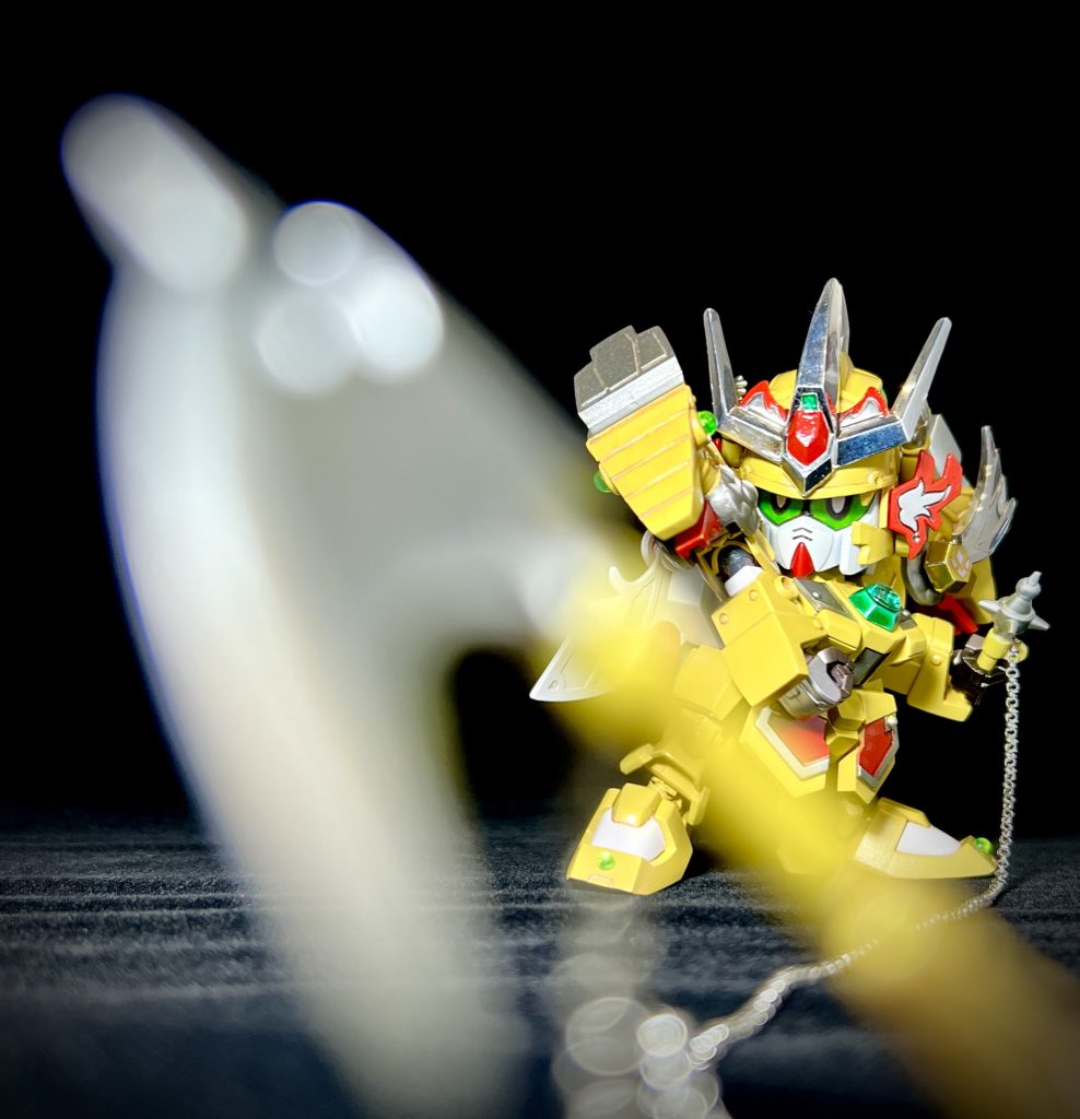 鎖凄勢刃（チェーンセイヴァー）！！獣王のアイデンティティ！チェーンは100円の手芸パーツに置換。細く長くなったことで投げつける説得力が増しました&nbsp;獣王のレジェンドBB化は素晴らしい先人の作品がいくつもあります。だから心理的なハードルがものすごく高かったのですが...差別化を意識することでオンリーワンの獣王になったと思います！！&nbsp;最後までご覧いただき、ありがとうございました！