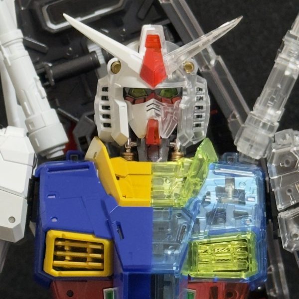 PG UNLEASHED ガンダム　半身クリアボディ