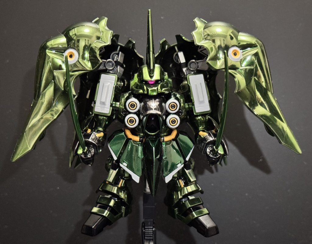 なかなか良いのでは?これは成功と言えるでしょう!…というか今の私ではこれが限界です…部屋の中が映り込みまくってますね…汚いので拡大しては見ないようにしてくださいねw