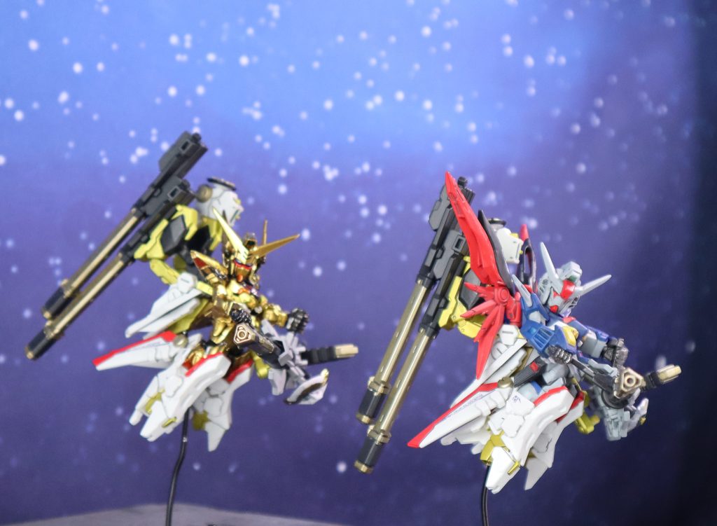 デスティニーガンダム＆ゼウスシルエット（コンバージ）–2枚目/制作者：tytaniaIII