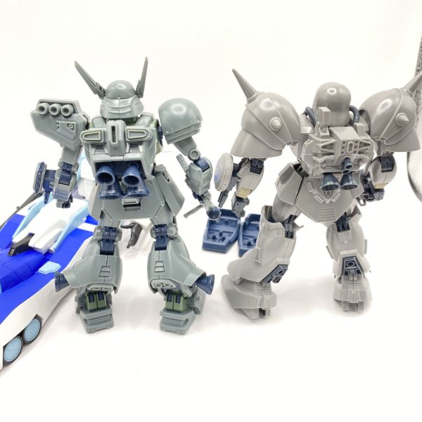 仮組完了！１/１００　旧キット：デナンゾンとＲＥ：デナンゲーです流石にデナンゲーは最新キットでプロポーションも可動もいい感じです＾＾このＲＥデナンゲーと並べても違和感のないようにデナンゾンを改修していこうかと思いますまずは顔がデカいね(;^ω^)小型するの大変そうですが頑張ってみます🦾写真でみるとそんなに違和感がないかもしれませんが…やっぱり顔がデカい(-_-;)　手首はポリキャップ露出だし…ニプコム当選しましたので今年も出展します‼7月19日朱鷺メッセです後ろにいるロンリーチェイサーは並行作業でやっているヤツです😁こいつはここではあげられないのでニプコムでお披露目予定ですヾ(*´∀｀*)ﾉ（3枚目）