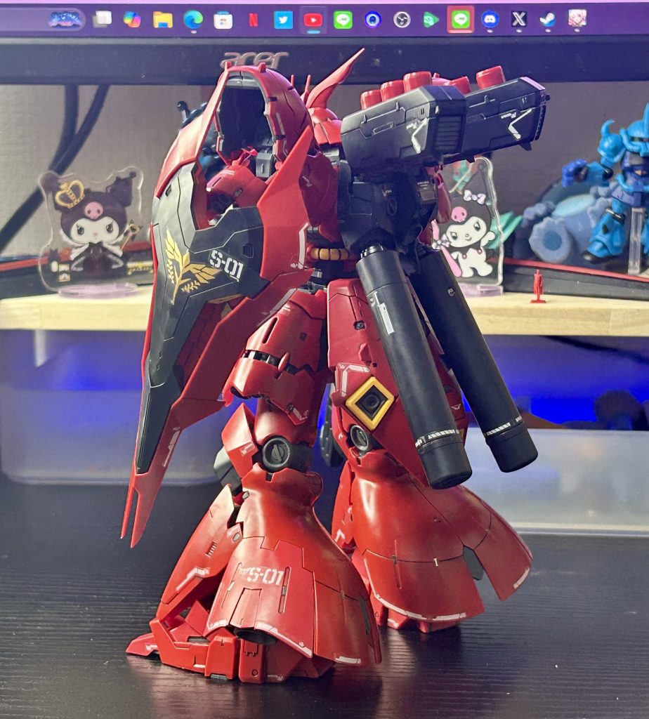 やっぱRGは造形、ディテールともに最高のブランドですね!!基本的には1/144が好きなサイズ感ですのでこのサイズにこのディテール‥惚れ惚れです