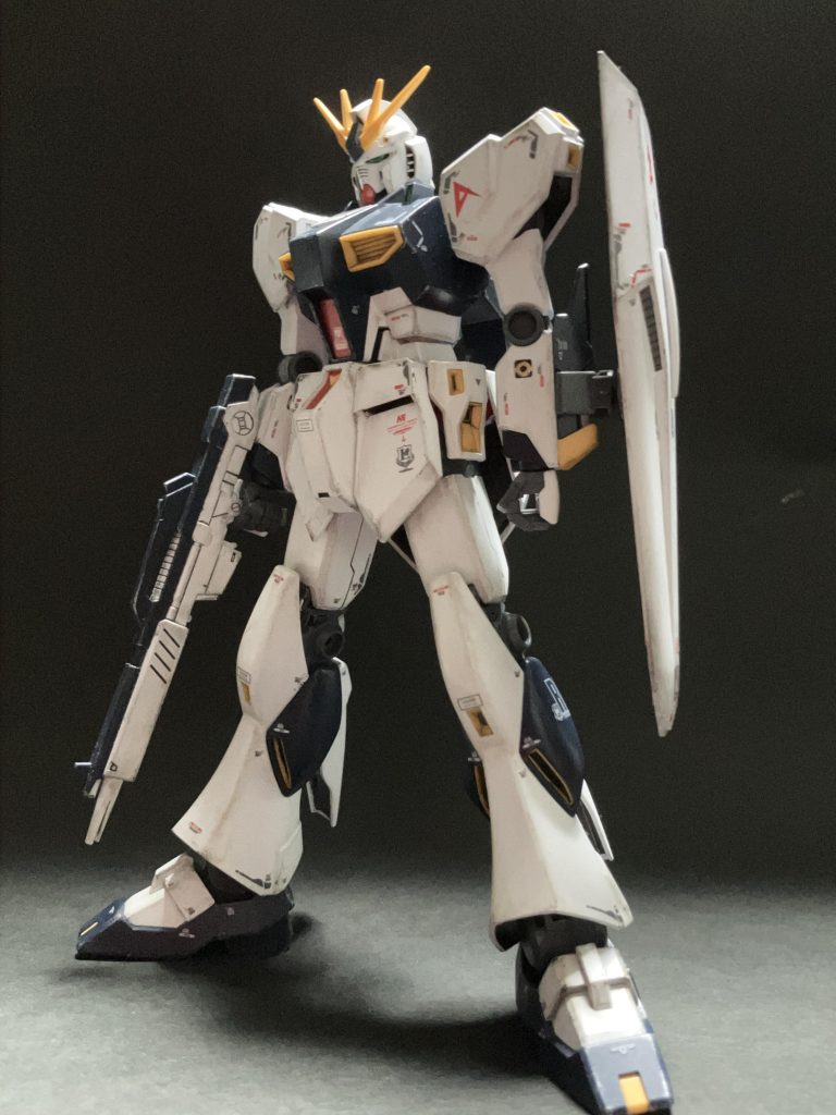 写真を撮る時の背景は白がいいのか黒がいいのか模索中。