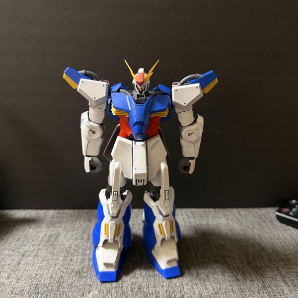 クスィーGを作成する傍らの作品です。閃光のハサウェイがワンクールのアニメだったら、ハサウェイがクスィーに乗り換える前に搭乗したであろう初期機体を想像で作戦しました笑（2枚目）